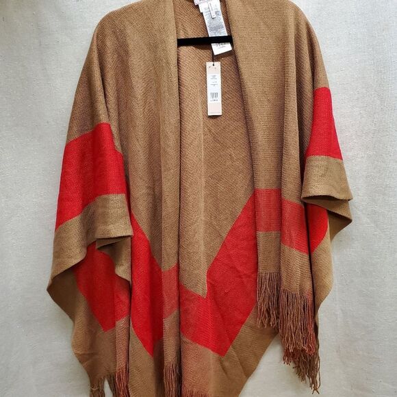 BCBGeneration One Size Poncho Camel - Picture 2 of 4